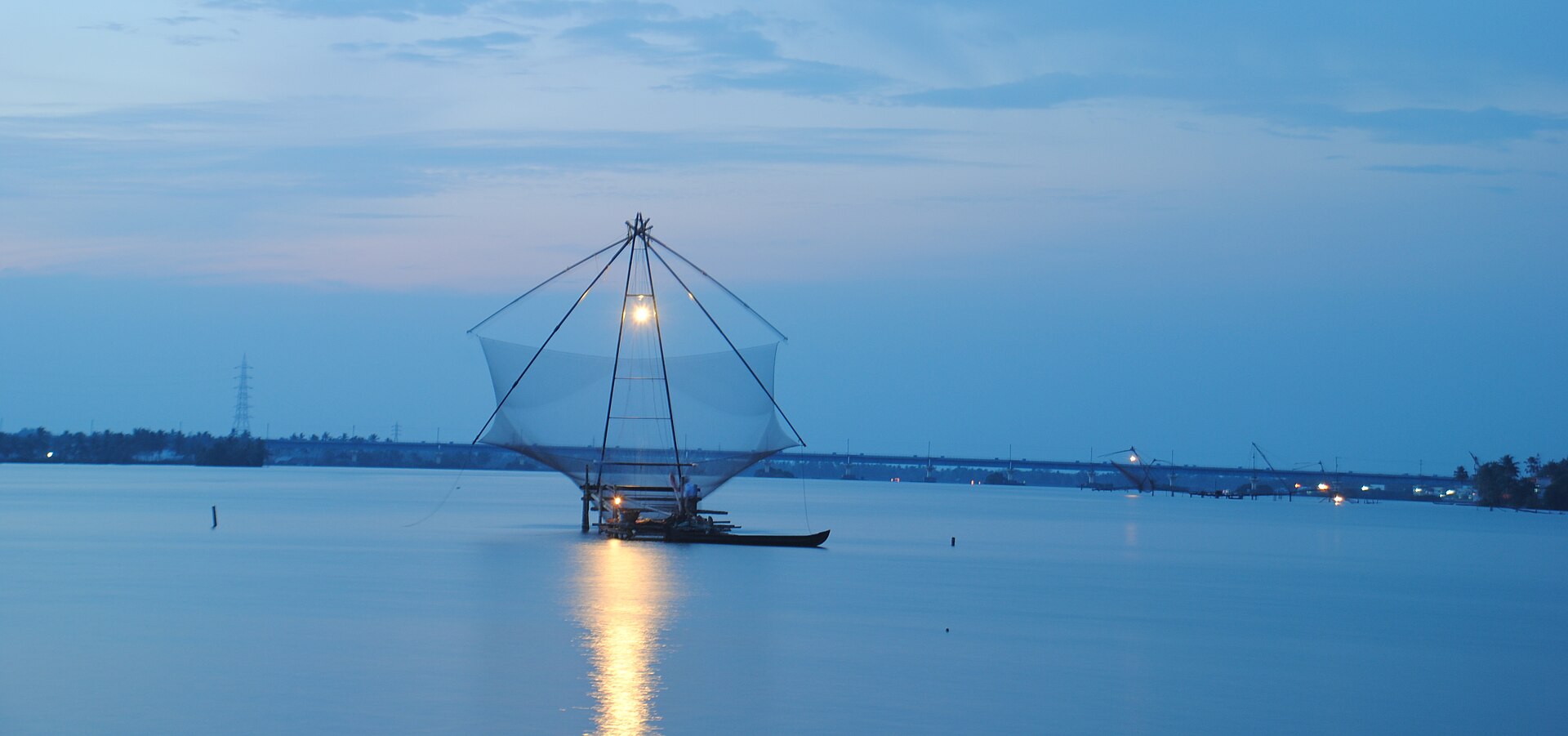 Cochin, Alleppey, Kumarakom and Vegamon Tour Package Image 5